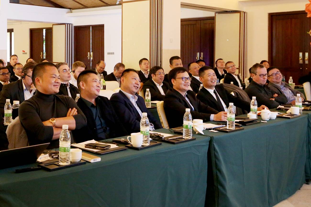 不忘初心，蓄势而上  ——记2017年555000a公海会员中心营销总部年会