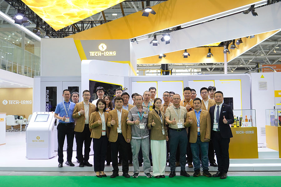 555000a公海会员中心闪耀CHINAPLAS:高效驱动,智塑未来!